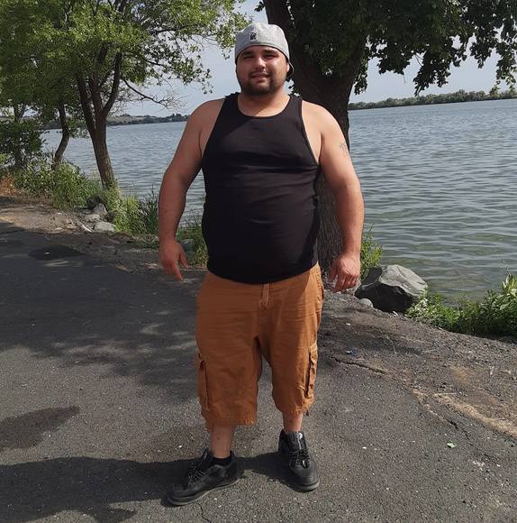 Meet your Posher, Travis - Picture 1 of 1